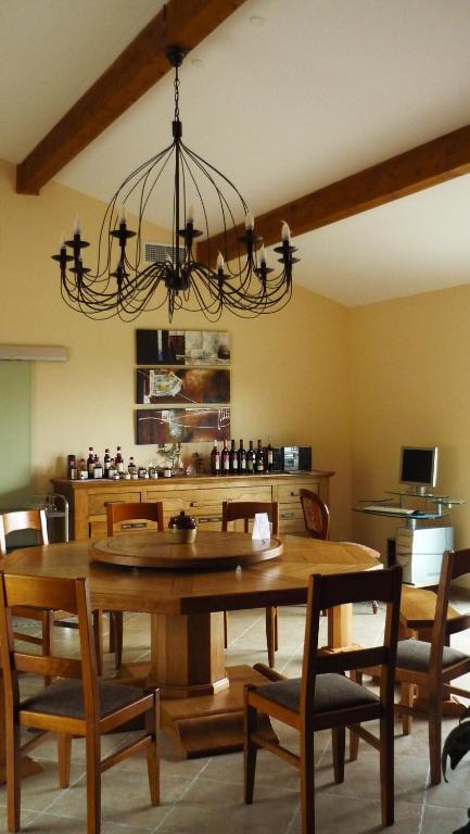Relais De L'Alsou- Piscine Acomodação com café da manhã Labastide-en-Val Exterior foto